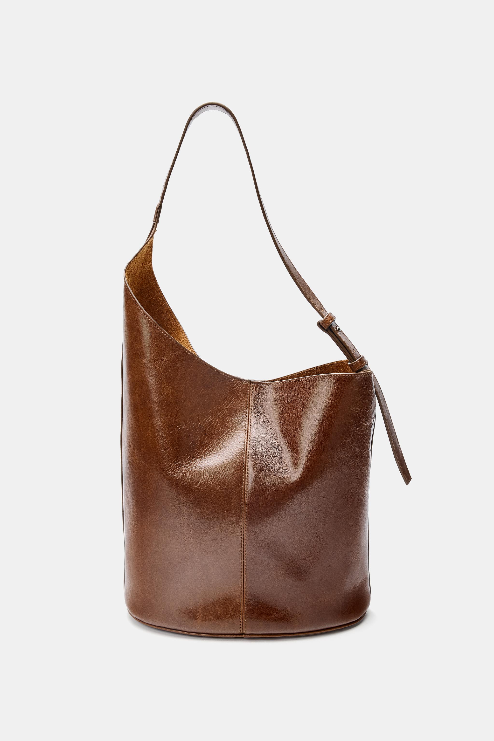 ZARA／ソフトスプリットスエードアシンメトリーバケットバッグ ZARA ソフトスプリットスエードアシンメトリーバケットバッグ