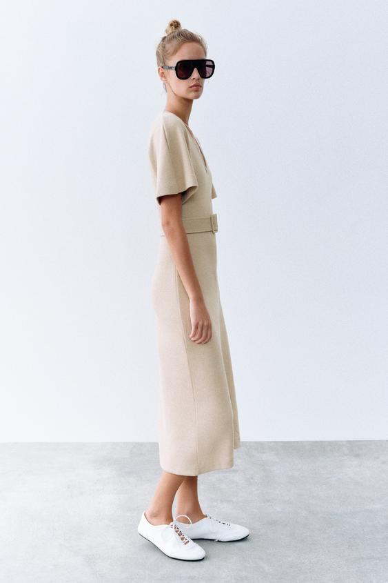 ROBE MI-LONGUE AVEC CEINTURE AU TOUCHER DOUX - Camel clair de Zara - Image 3