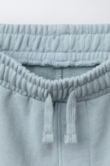 ENSEMBLE SWEAT ET SHORT À INSCRIPTION - Bleu clair de Zara - Image 6