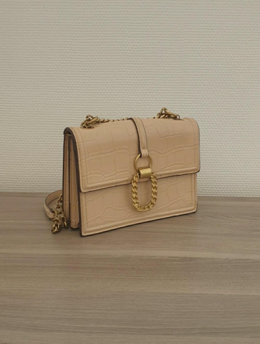 SHOULDER BAG WITH METAL BUCKLE