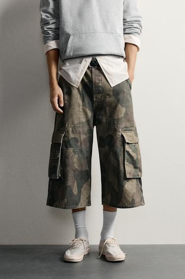 ABSTRACT PRINT CARGO JORTS — Khaki 2
