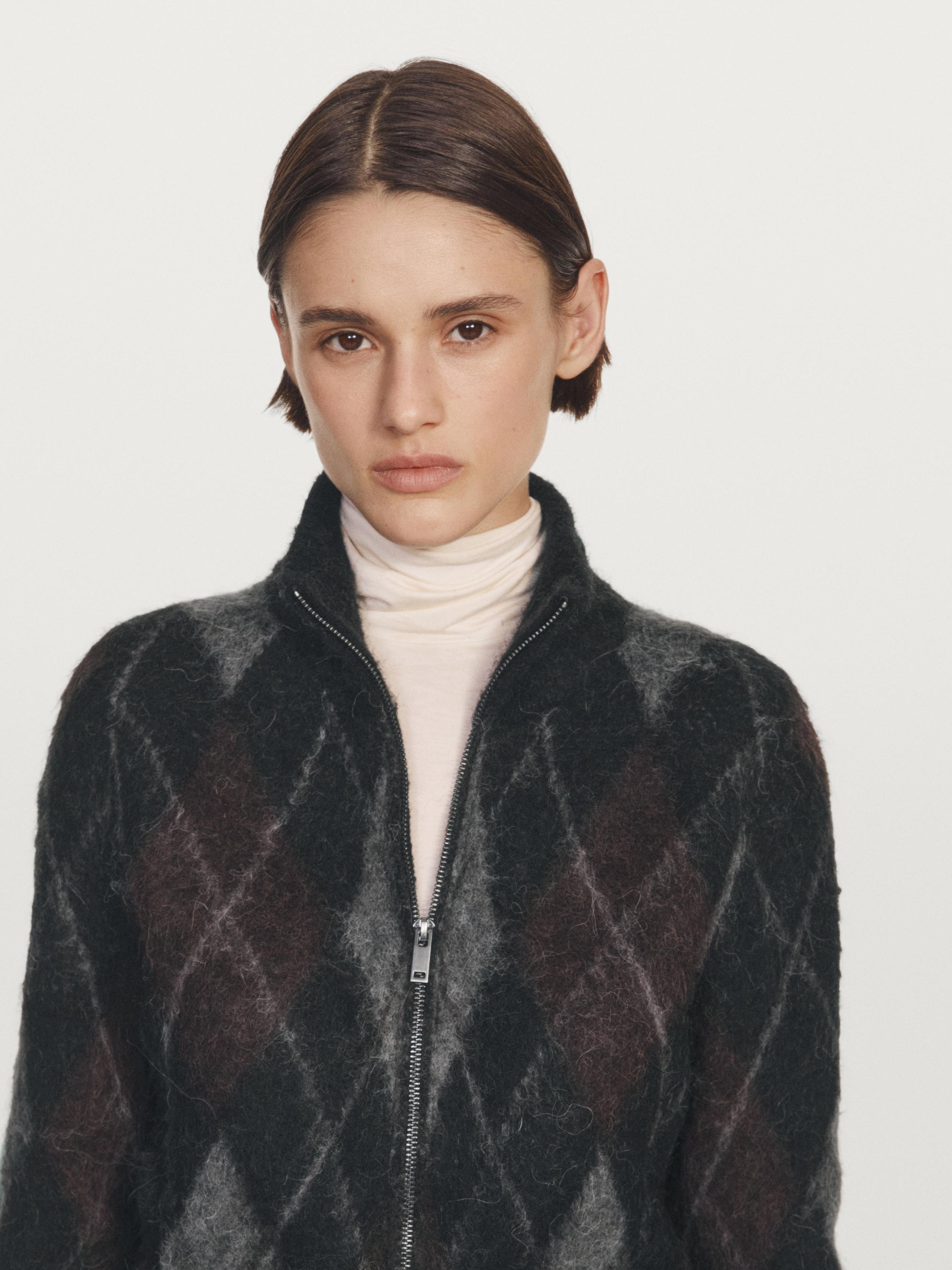 Cardigan à losanges en laine d’alpaga