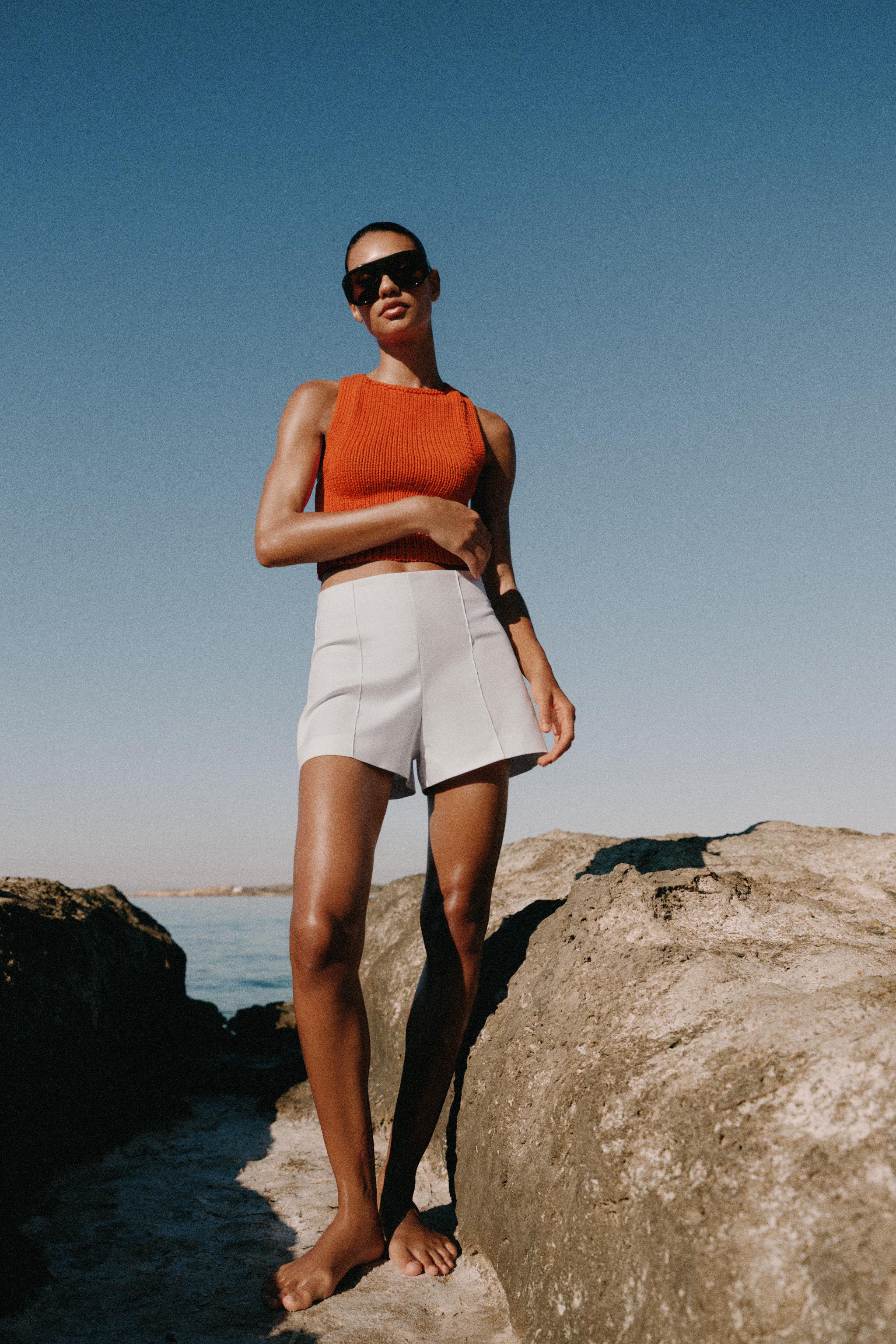 KNIT TOP WITH CROSSOVER BACK — Orange
