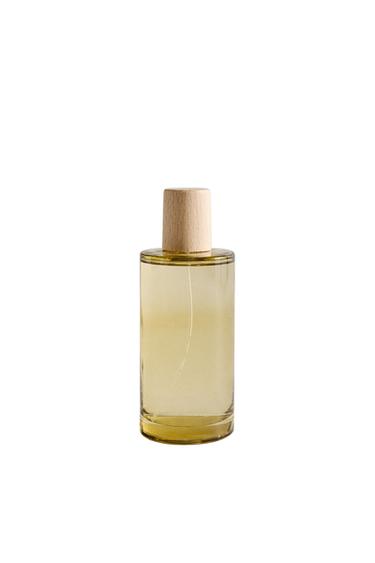 (200 ML) FLORAL BEYOND AIR FRESHENER SPRAY - Light red by Zara