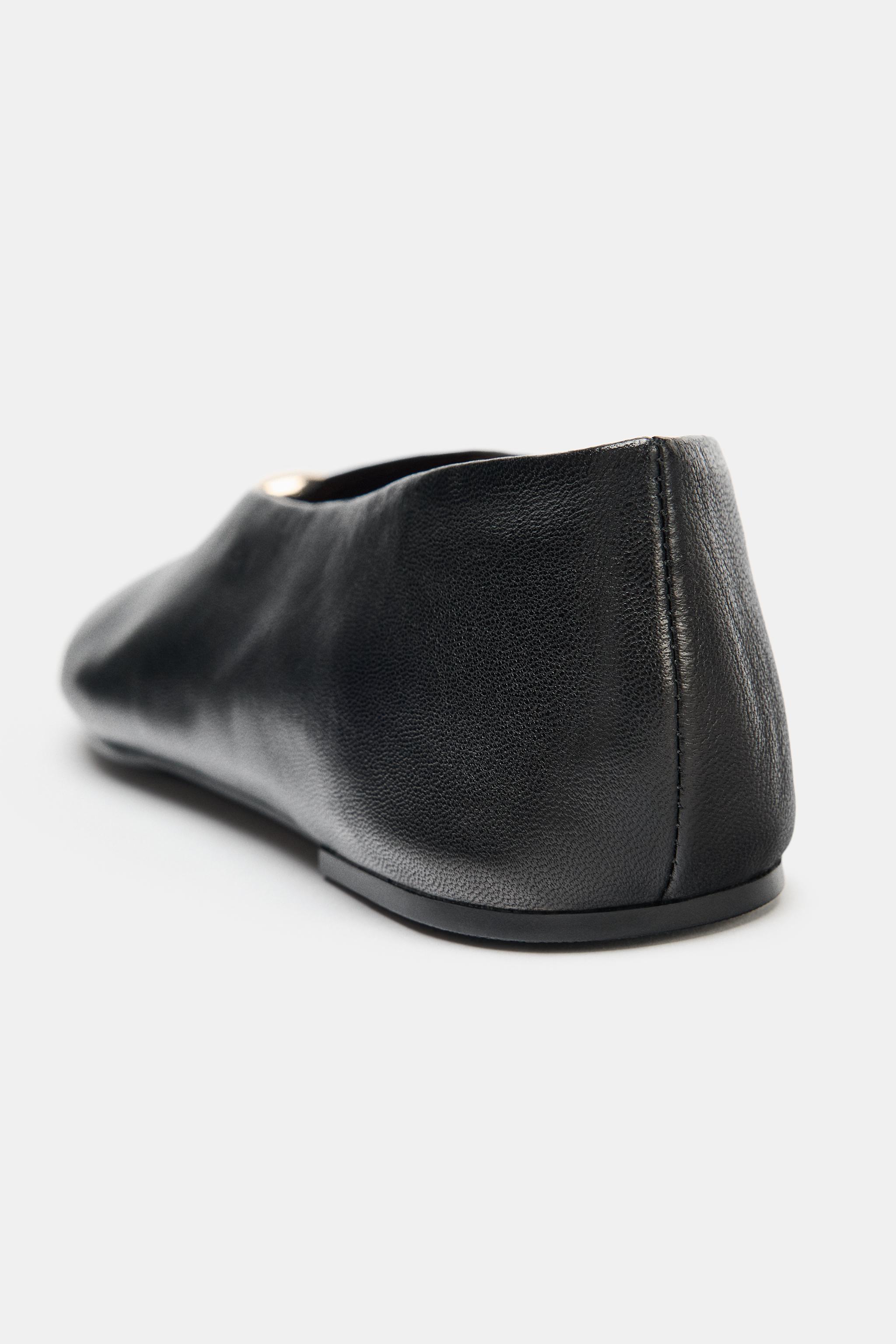 アップリケ付きレザーバレリーナシューズ - ブラック | ZARA Japan / 日本