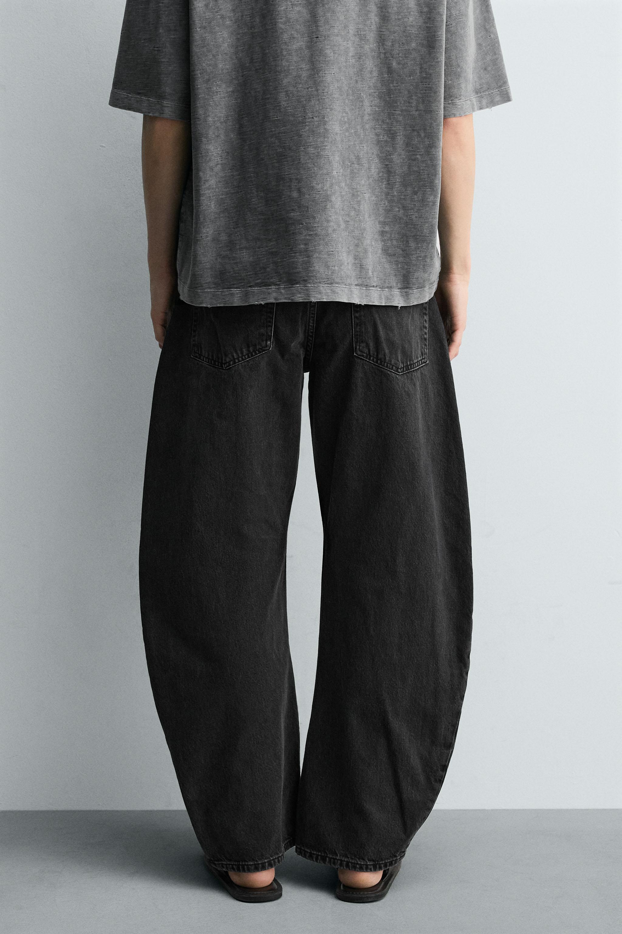 RELAXED BARREL FIT JEANS