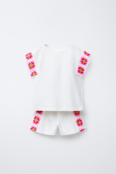 CROCHET FLORAL T-SHIRT AND BERMUDA TOTAL LOOK - Dark green by Zara