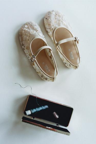 Zara EMBROIDERED BALLET FLATS - Off White