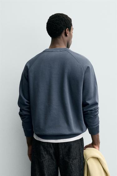 BASIC FADED CREWNECK SWEATSHIRT - Blue by Zara - Image 2