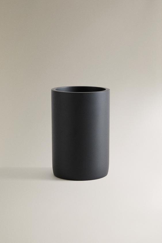 BLACK RESIN TOOTHBRUSH HOLDER Fekete ZARA Magyarország / Hungary
