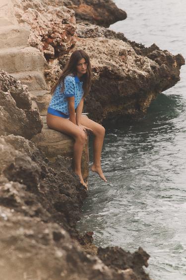 POLO EN MAILLE À POIS - Bleu de Zara - Image 4