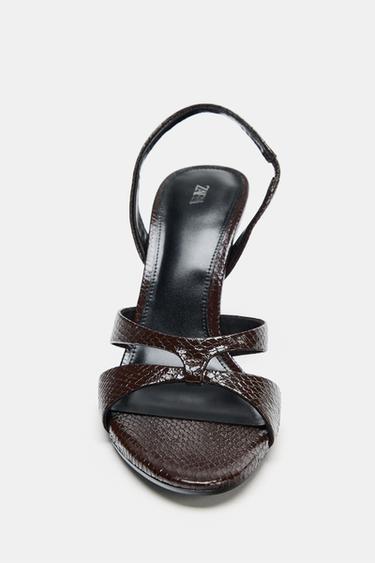 SANDALES À TALONS RELIEF - Marron chocolat de Zara - Image 3