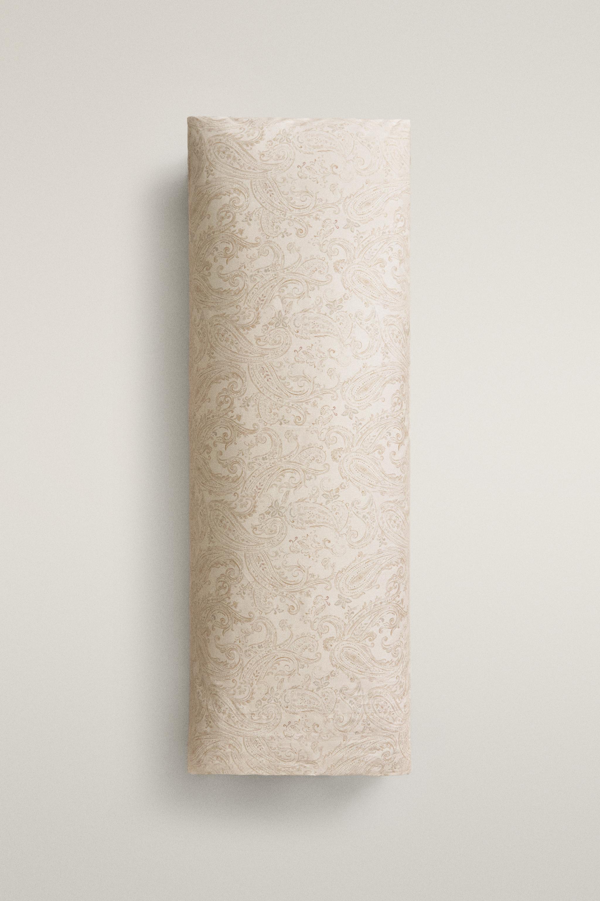 PAISLEY SATEEN PILLOWCASE (300 THREAD COUNT)