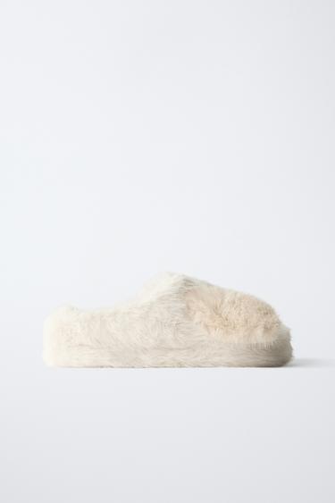 PUPPY SLIPPERS - Ecru White by Zara