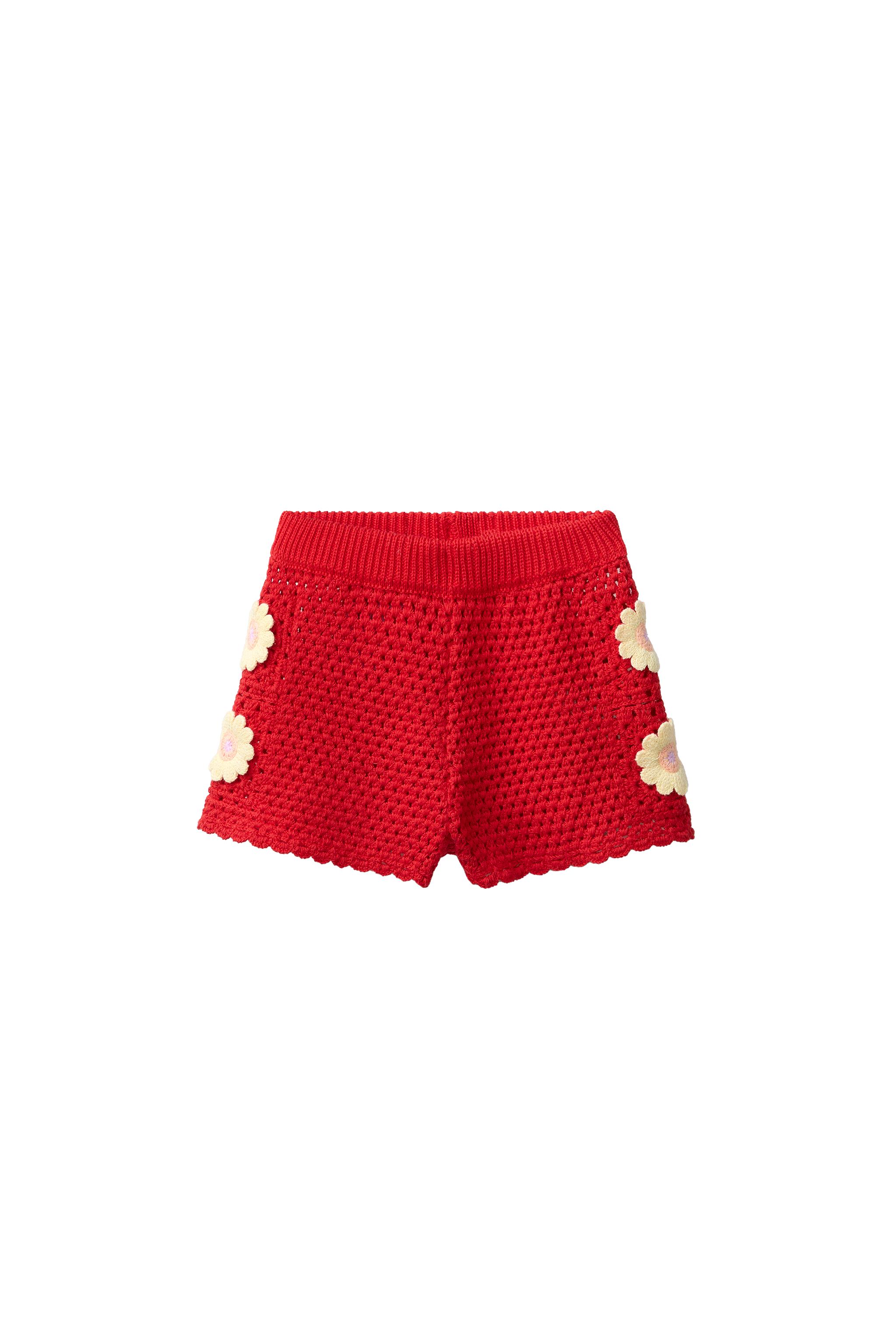 FLORAL CROCHET KNIT SHORTS - Red | ZARA Canada