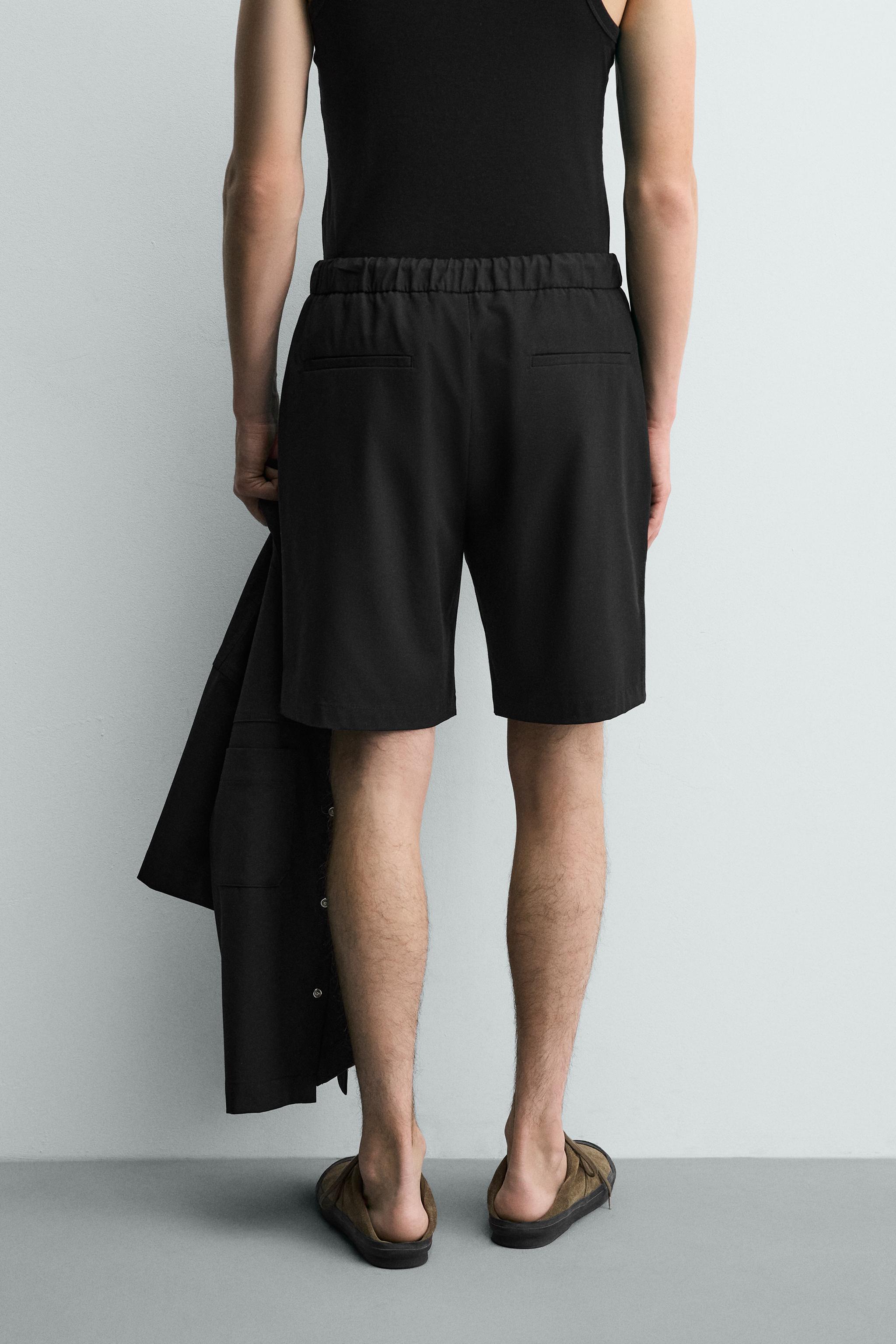 RELAXED FIT TECHNICAL SHORTS