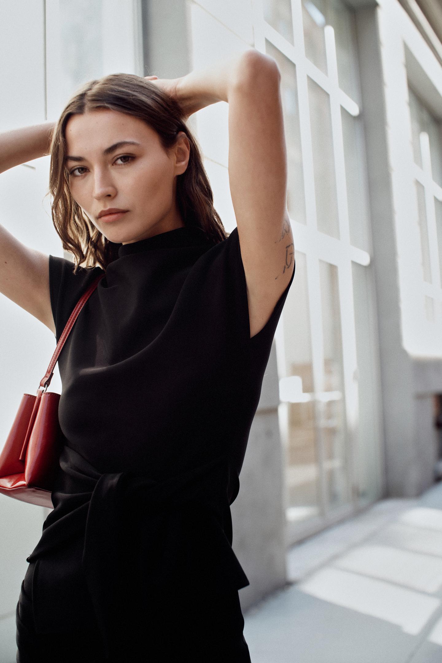 Женский топ Zara Draped Top with Sash, цвет: Чёрный — фото 3