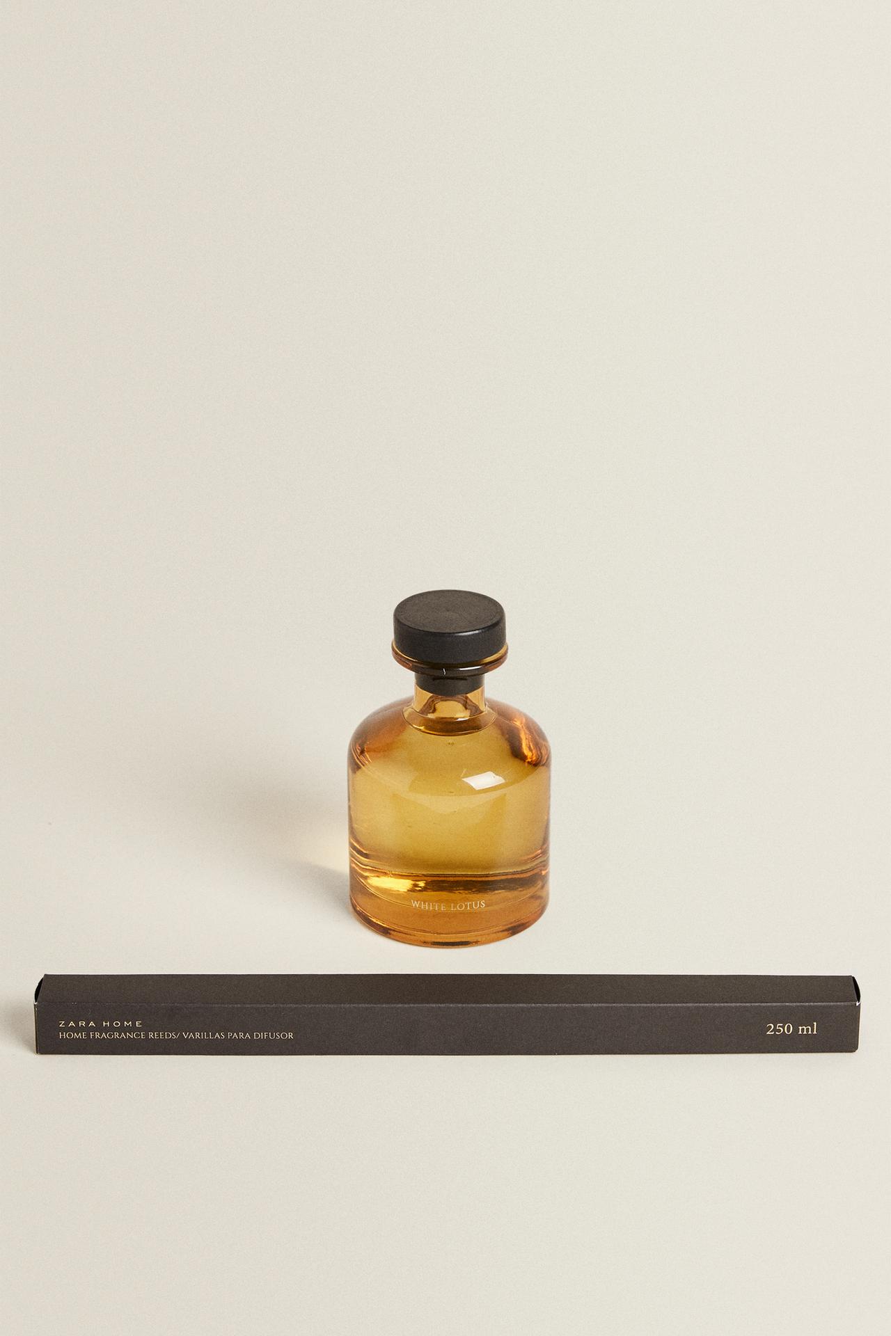 (250 ML) WHITE LOTUS REED DIFFUSERS — Intense red