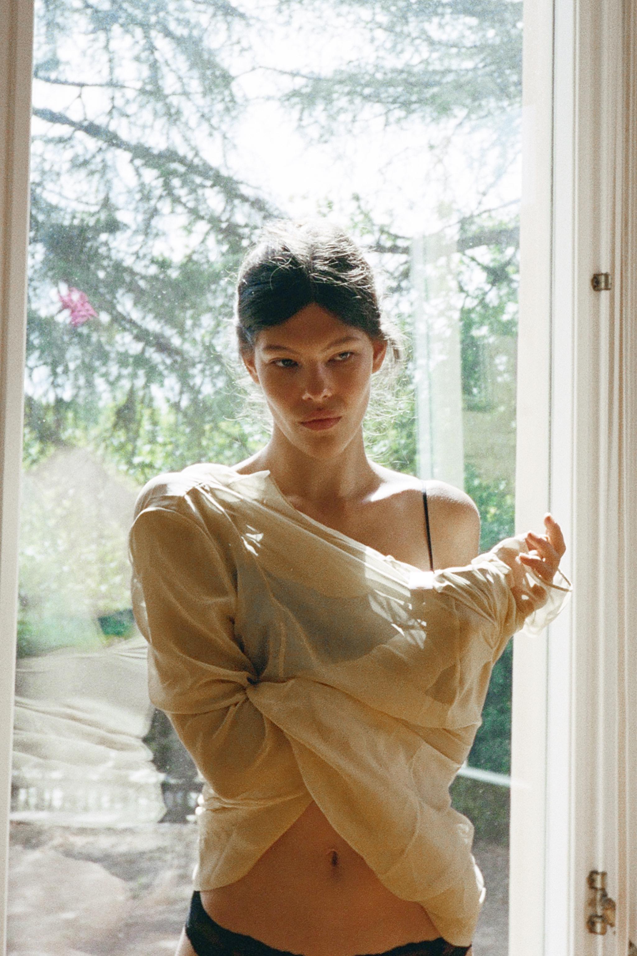ROBE LONGUE EN ORGANZA