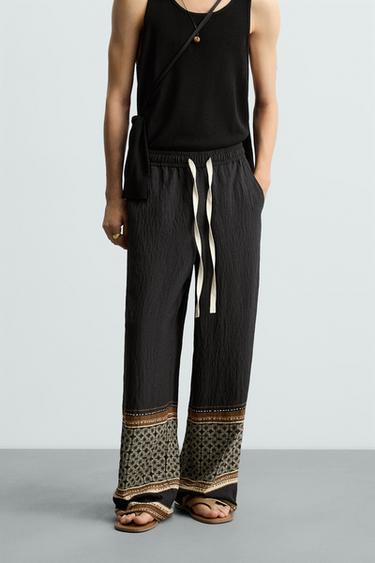 RELAXED FIT COLOUR BLOCK TROUSERS - Black by Zara