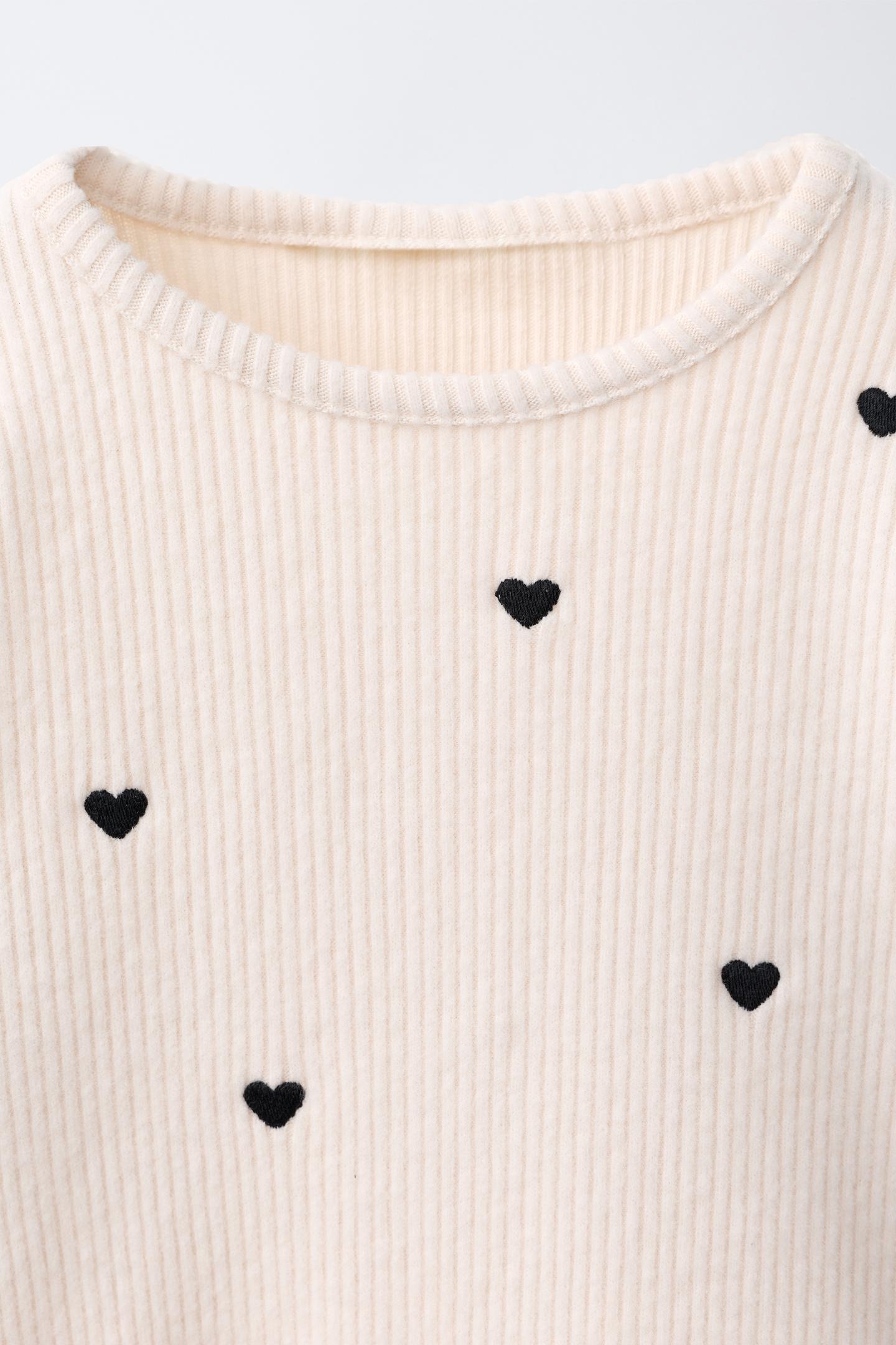 Детская футболка Zara Embroidered Hearts Soft Touch, цвет: Экрю / Меланжевый — фото 3