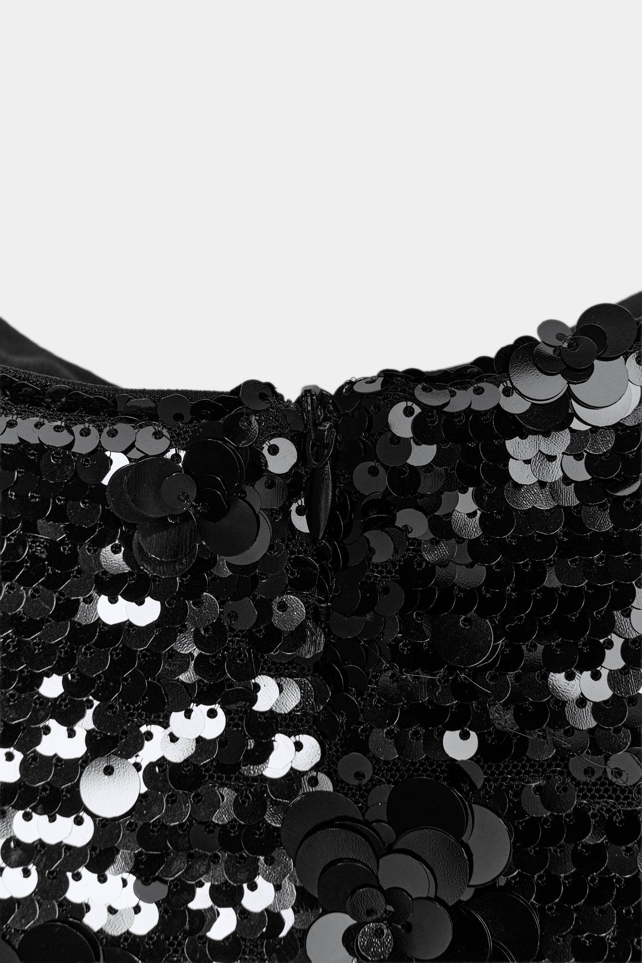 ROBE MI-LONGUE À PAILLETTES FLEURIES