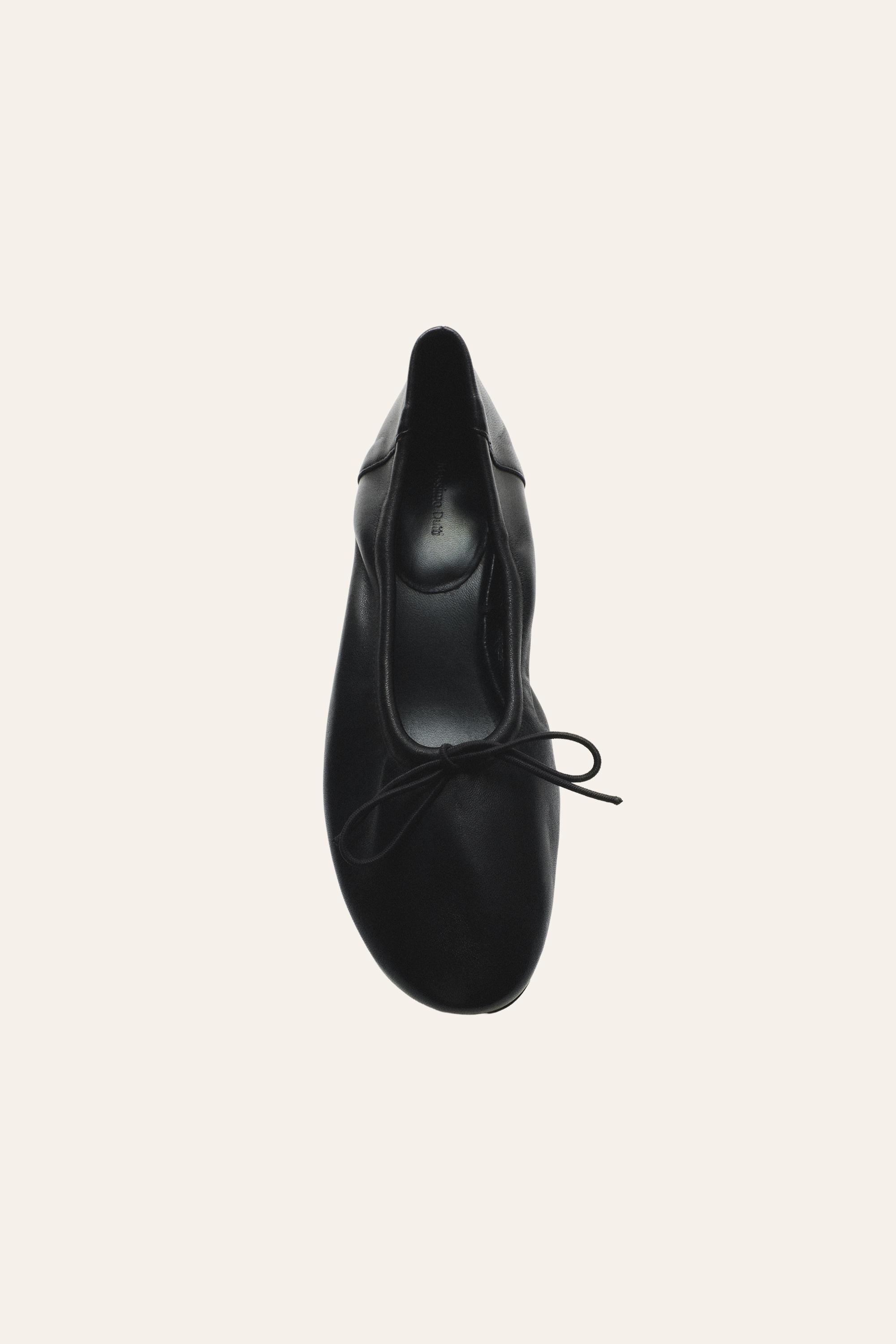 Braided leather heel shoes — Black