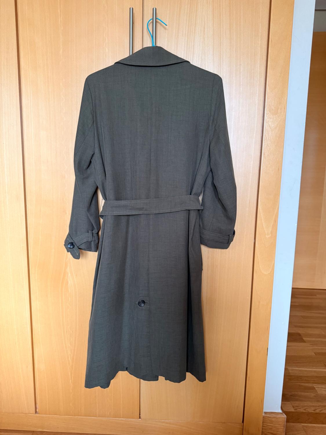 FLOWING TRENCH COAT - Image 2