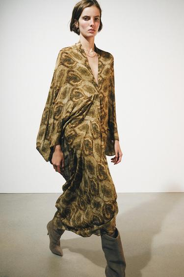 lace long sleeve dress FLORAL LONGE GOWN Color:WINE MULTI Use a low promo-SAVE20-July25 Zara Beautiful Velvet Green