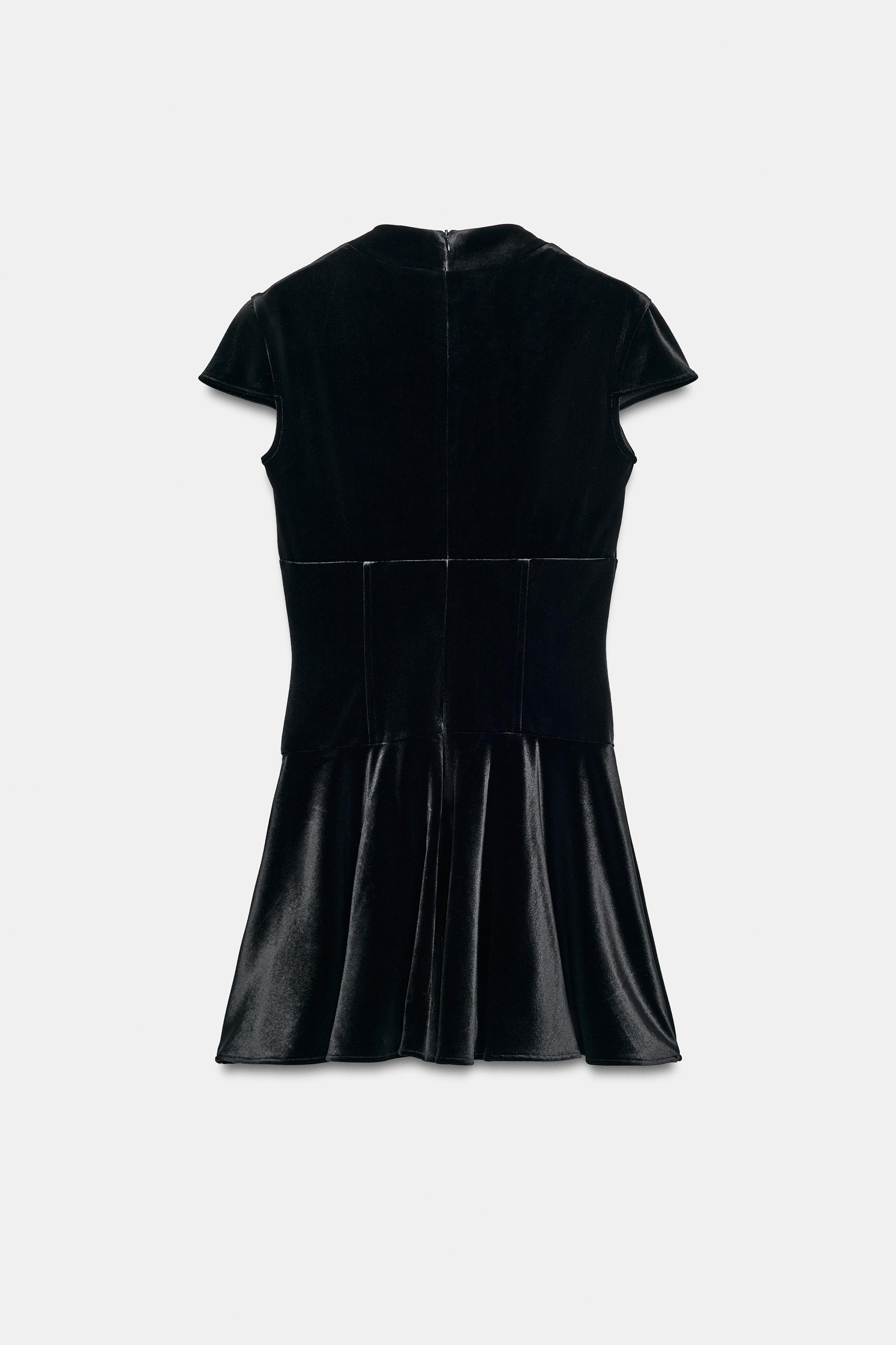 VELVET MINI DRESS WITH FROG FASTENING