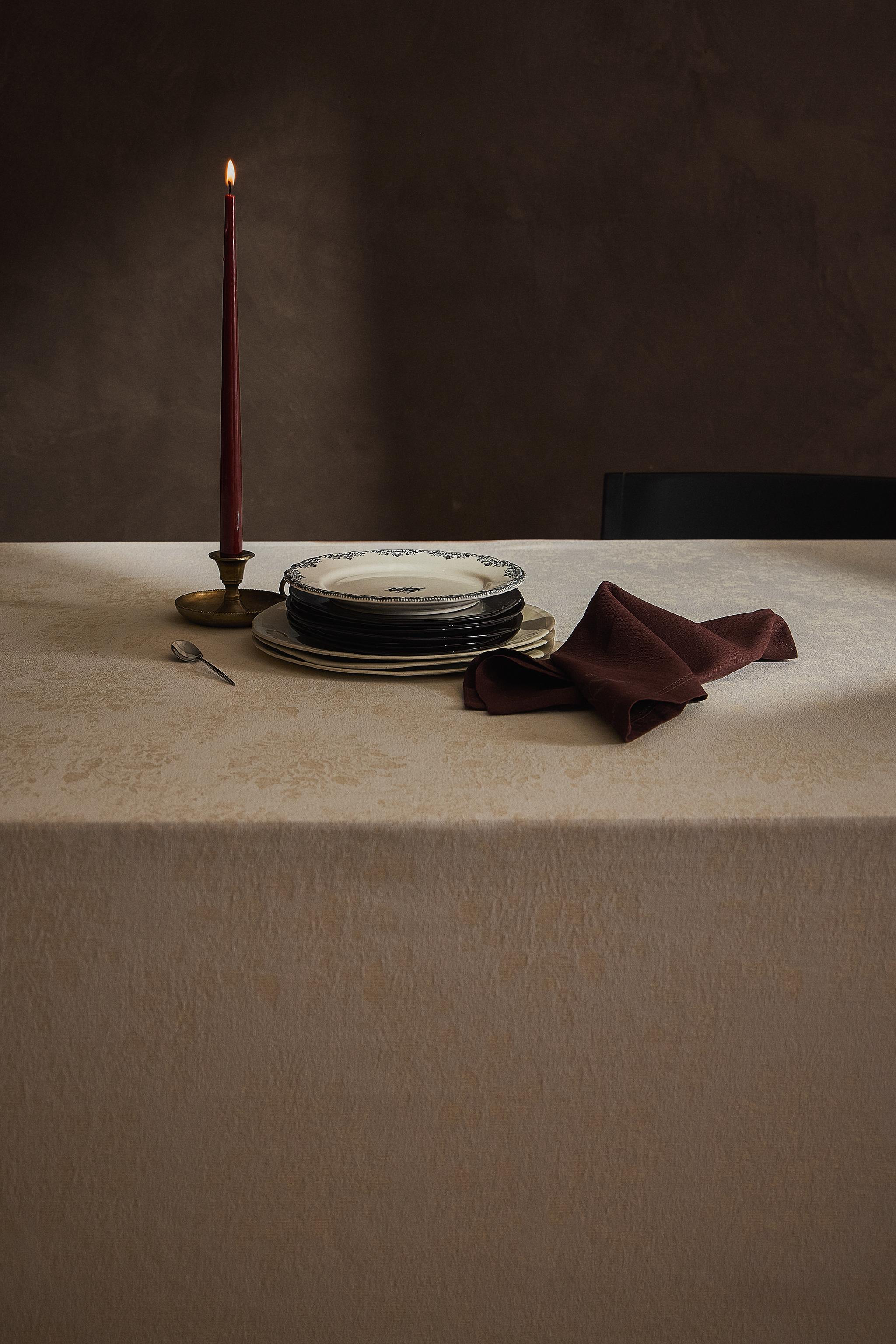 NAPPE COTON FLEURIE ENCADRÉE NOËL