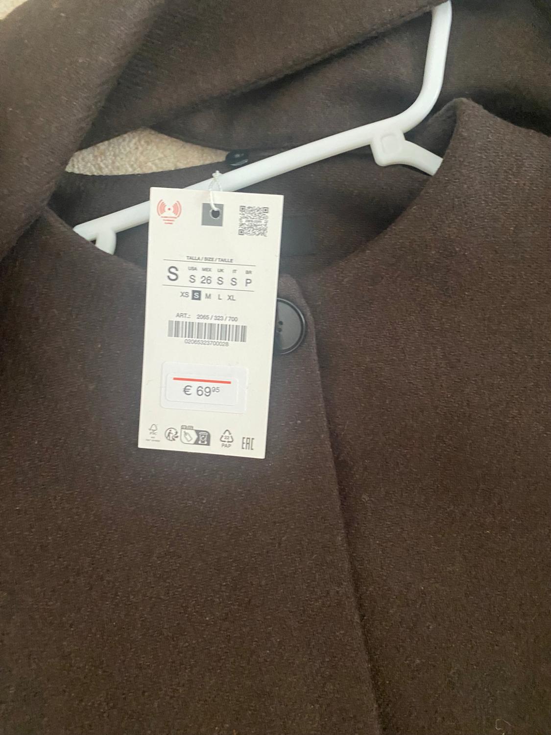 CROPPED WOOL COAT WITH SCARF - Image 3