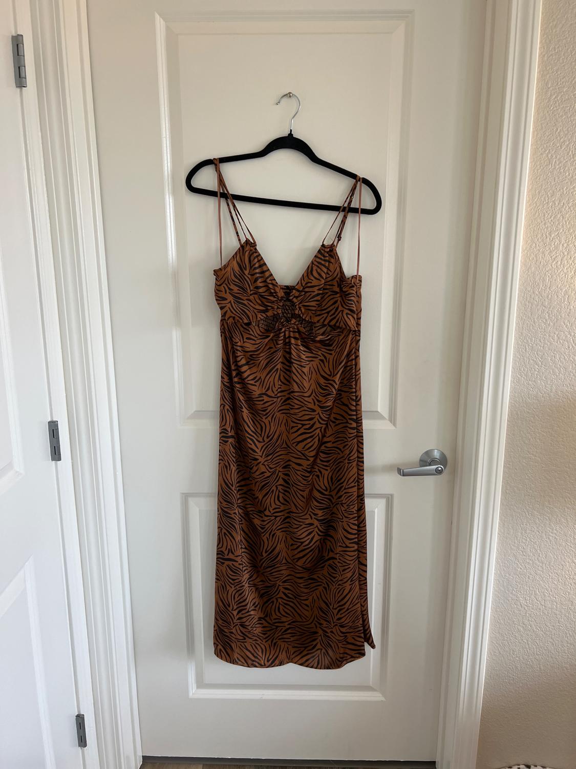 VESTIDO ESTAMPADO ANIMAL