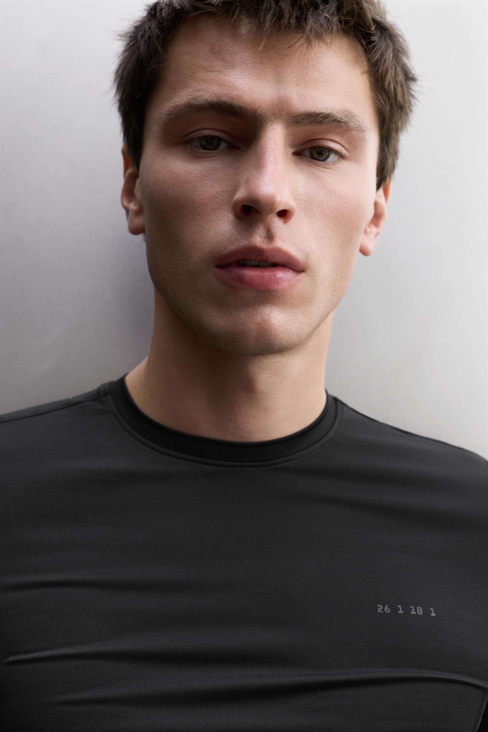 TECHNICAL BASE LAYER T-SHIRT