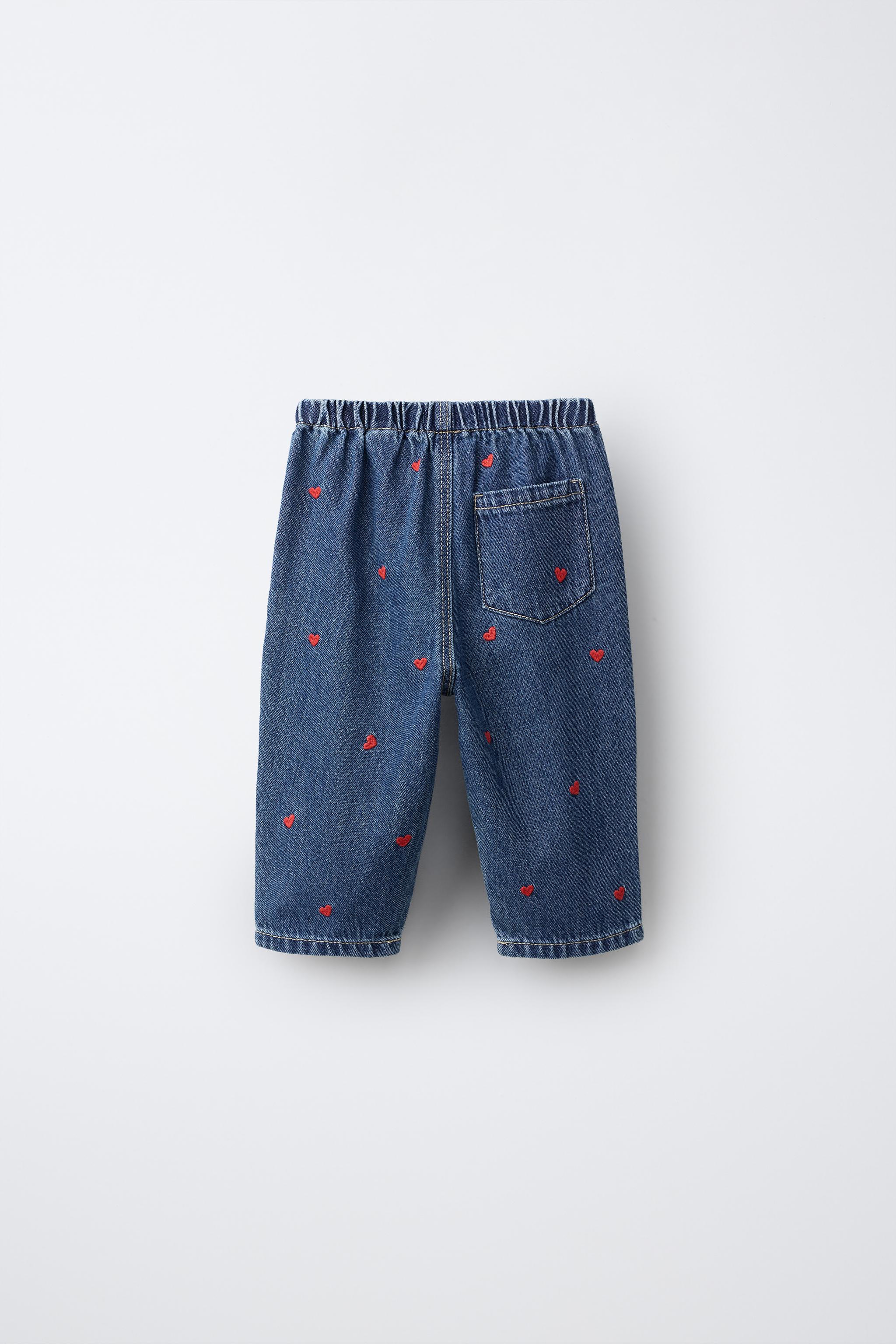 JEANS BAGGY À CŒURS BRODÉS