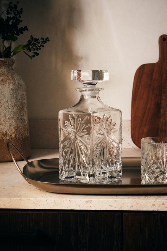 CRYSTALLINE BOTTLE WITH RAISED DESIGN - Transparent by Zara - Image 7