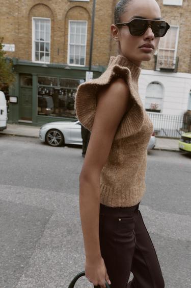 TOP AVEC LAINE ET VOLANTS - Camel clair de Zara - Image 3