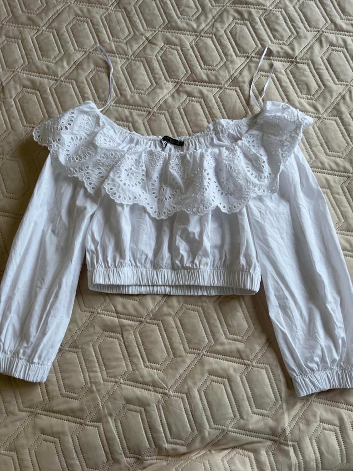POPLIN TOP WITH CUTWORK EMBROIDERY
