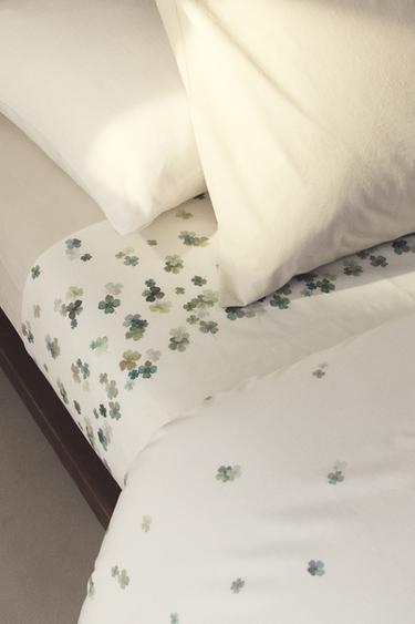 DRAP DE DESSUS TRÈFLES - Blanc cassé de Zara - Image 4