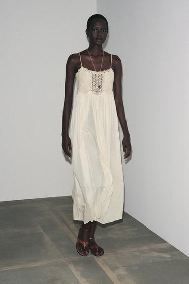 فستان بحمالات كروشيه ZW COLLECTION - خَام الخاص بـ Zara