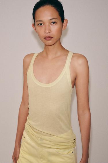 CAMISETA TIRANTES FLUIDA - Amarillo de Zara