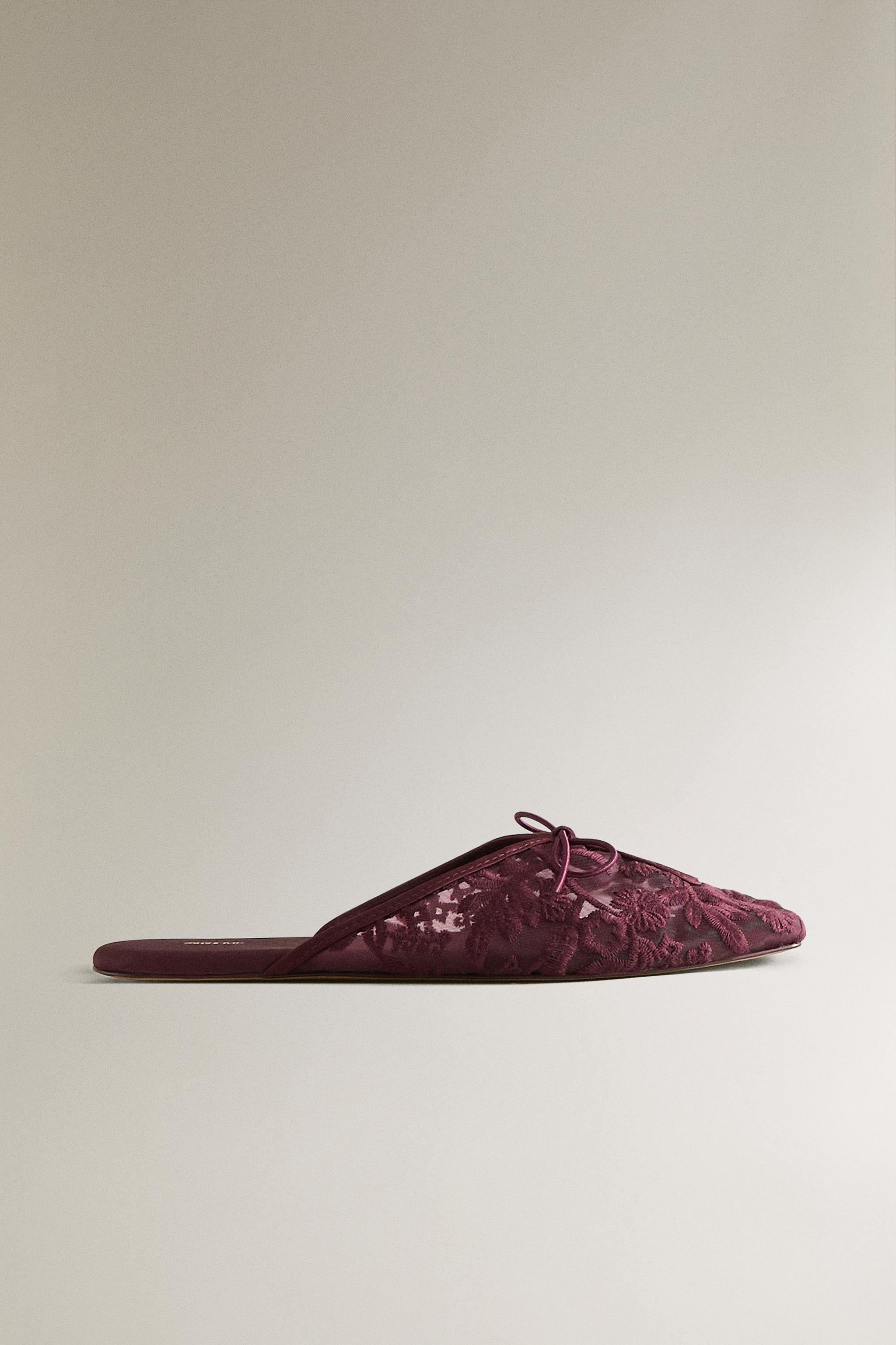 EMBROIDERED FLORAL MULE SLIPPERS