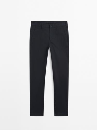Pantalon slim avec coton - Bleu marine de Zara