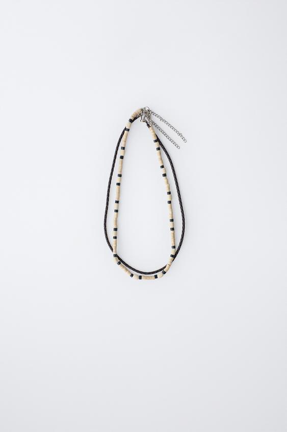 PACK DOS COLLARES CUERDA TRENZADA Y ABALORIOS MADERA - Blanco / Negro de Zara - Imagen 0