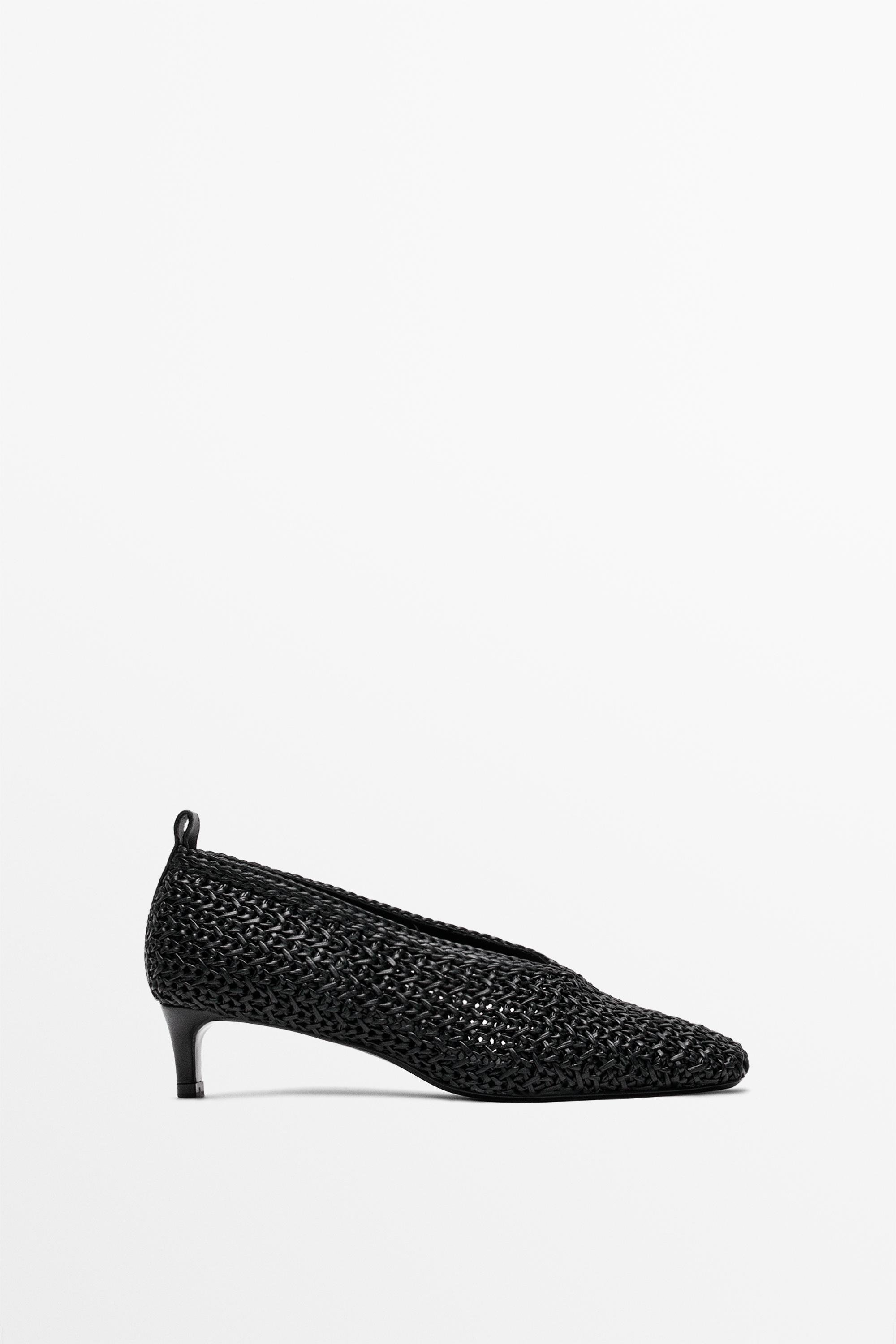 Braided leather heel shoes