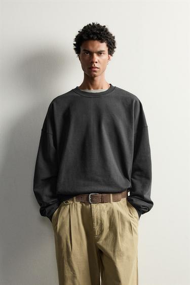 WASHED RELAXED FIT CREWNECK SWEATSHIRT — Black 2