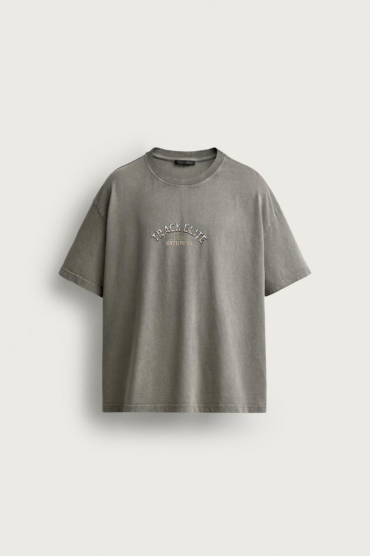 RELAXED FIT T-SHIRT WITH CONTRAST GRAPHICS