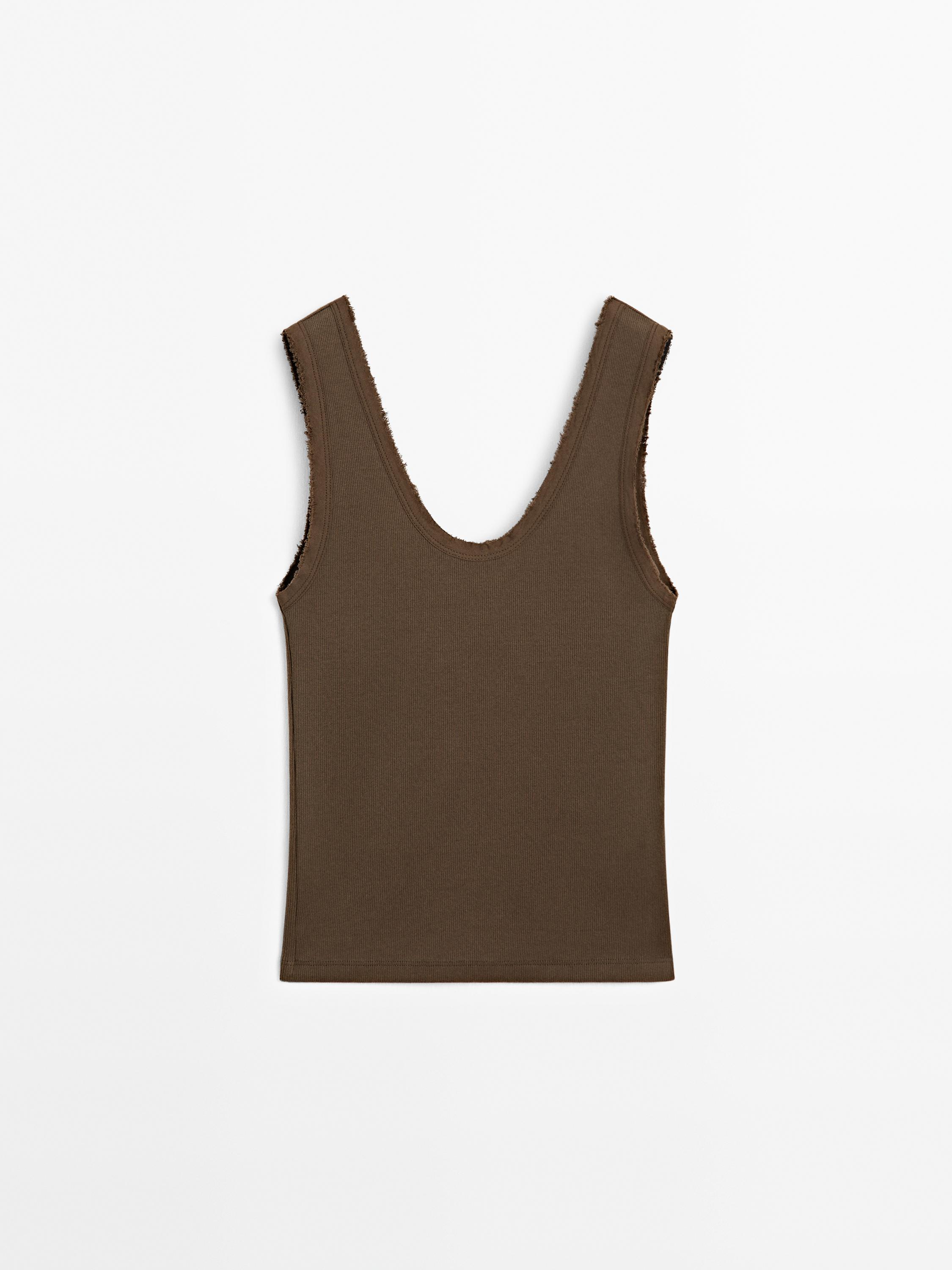 Cotton blend top with frayed piping