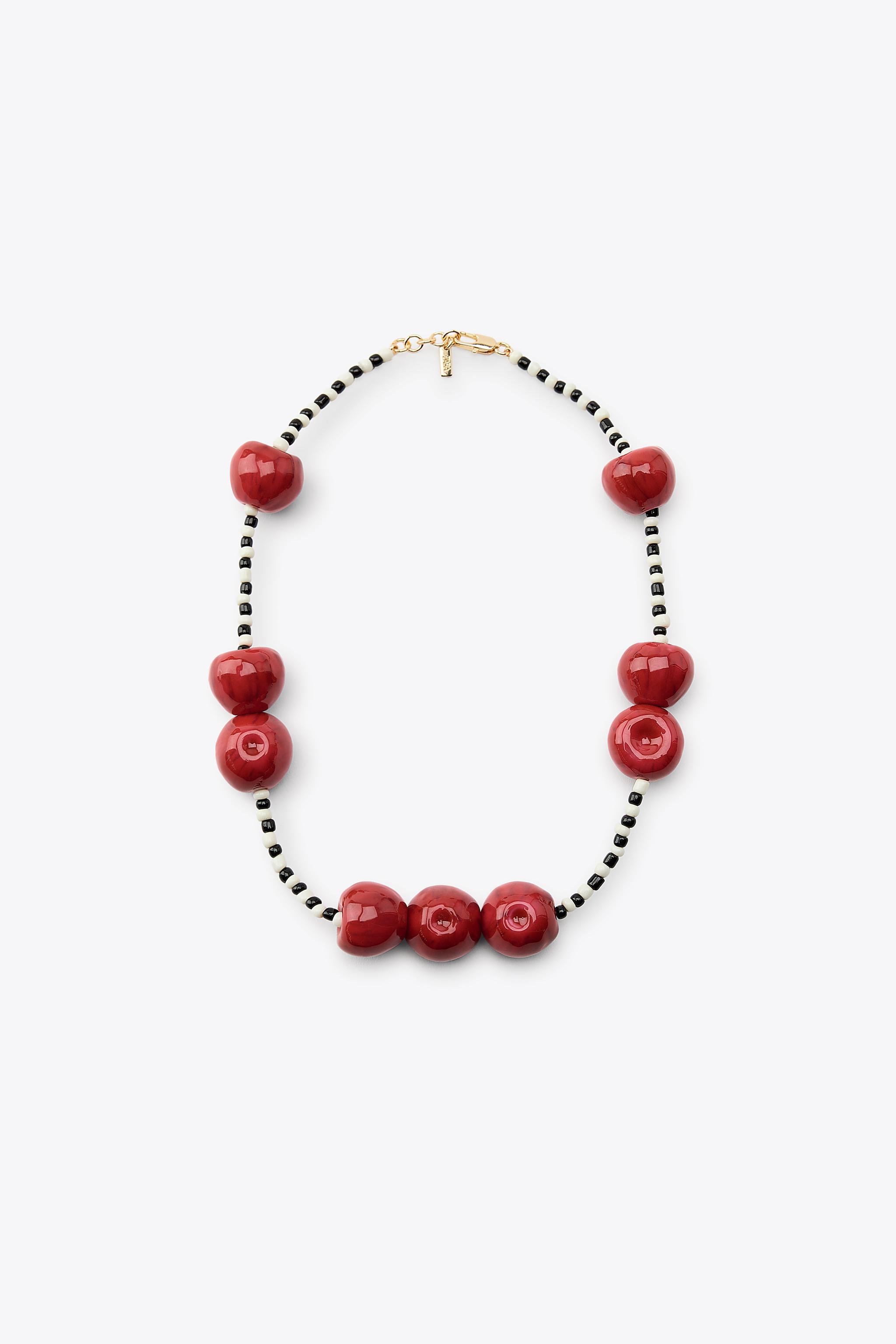 スペイン発送 ZARA チェリービーズネックレス カジュアル 最新作 チェリービーズネックレス - レッド | ZARA Japan / 日本
