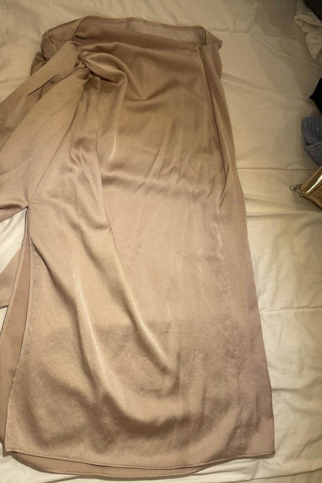 GATHERED MIDI SKIRT - Image 5